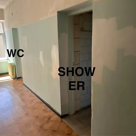 Apartment Budget *